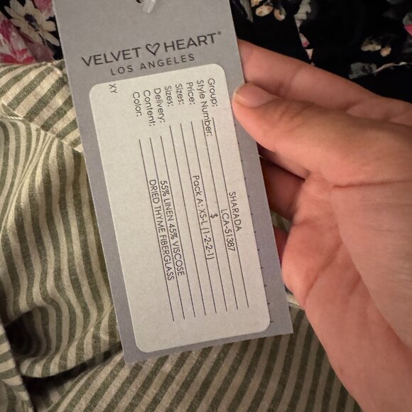 Velvet Heart Striped Linen-Blend Tunic Dress  (Size S-M) - Picture 12 of 12